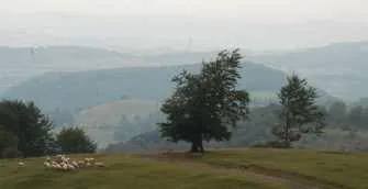 MOĆNI VRHOVI I SKRIVENA VRELA POVLENA